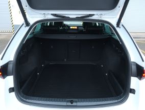 Škoda Octavia Scout - 2023