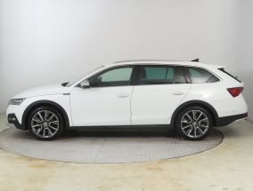 Škoda Octavia Scout - 2023