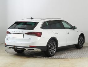 Škoda Octavia Scout - 2023