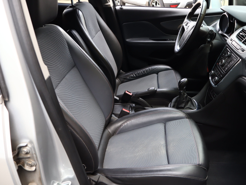 Opel Mokka, 2013