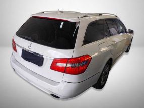 Mercedes-Benz E - 2010