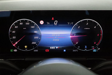 Mercedes-Benz GLA - 2024