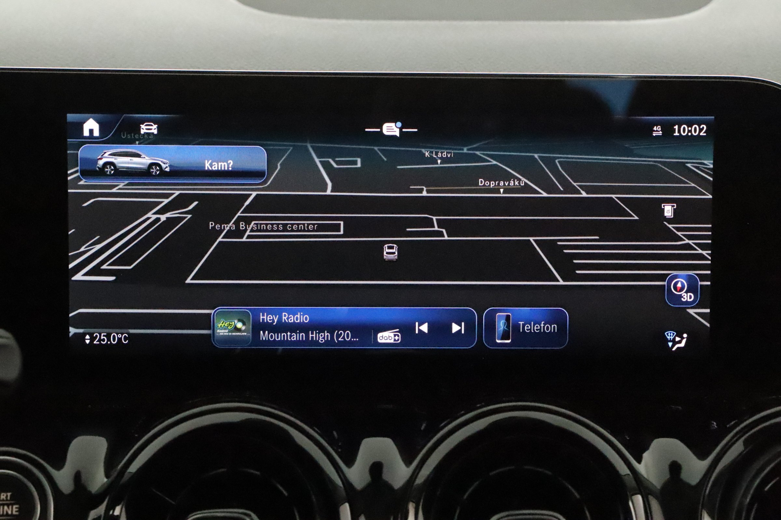 Mercedes-Benz GLA - 2024