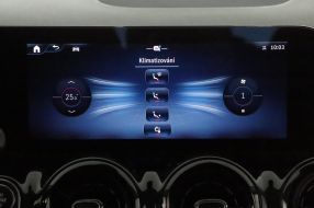Mercedes-Benz GLA - 2024