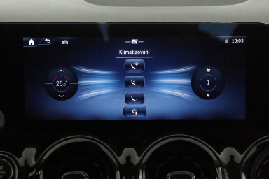 Mercedes-Benz GLA - 2024