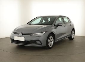 Volkswagen Golf - 2021