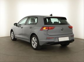 Volkswagen Golf - 2021