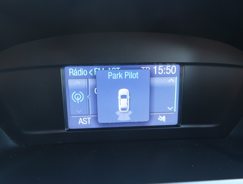 Ford Kuga, 2016