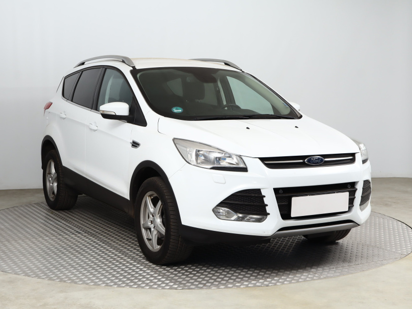 Ford Kuga, 2016