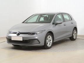 Volkswagen Golf - 2022