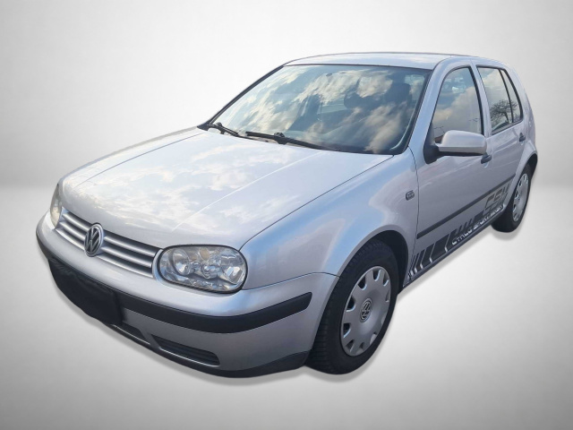 Volkswagen Golf 2002