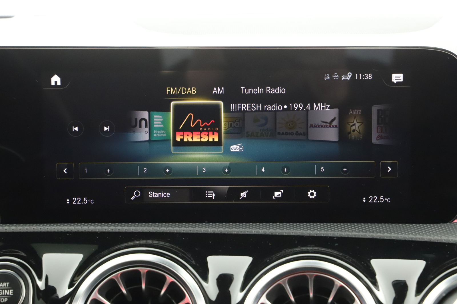 Mercedes-Benz CLA - 2023