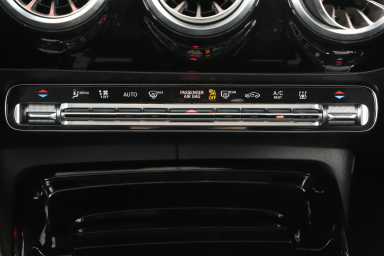 Mercedes-Benz CLA - 2023