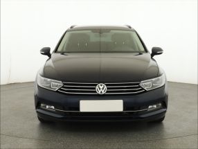 Volkswagen Passat - 2015