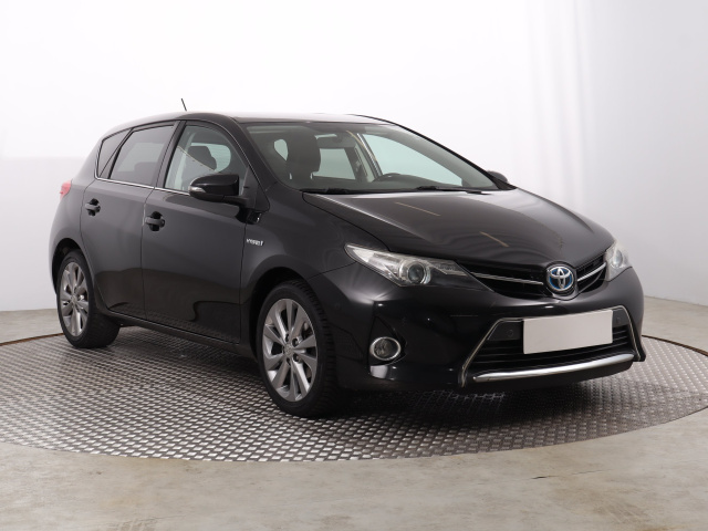 Toyota Auris 2015
