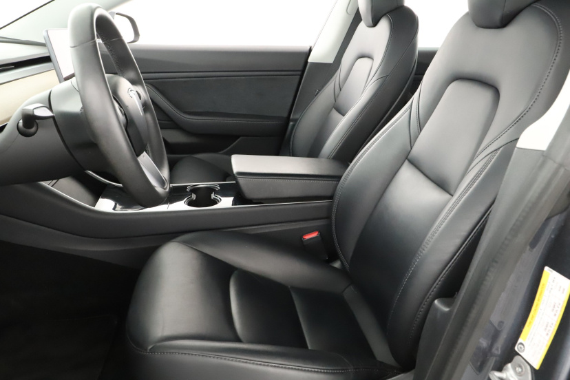 Tesla Model 3, 2020