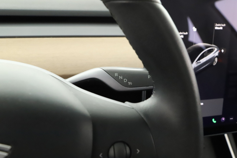 Tesla Model 3, 2020