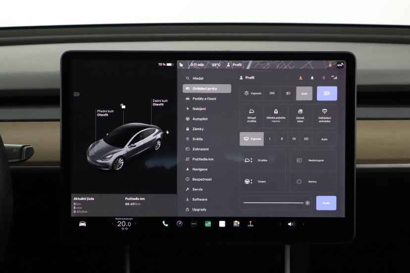 Tesla Model 3, 2020