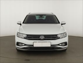 Volkswagen Passat - 2021