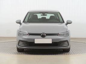 Volkswagen Golf - 2021