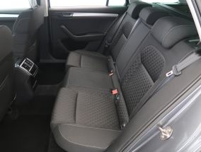 Škoda Superb - 2022