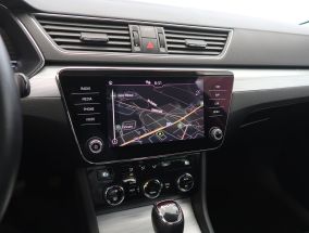 Škoda Superb - 2022