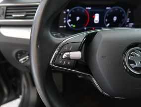 Škoda Superb - 2022