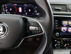 Škoda Superb - 2022