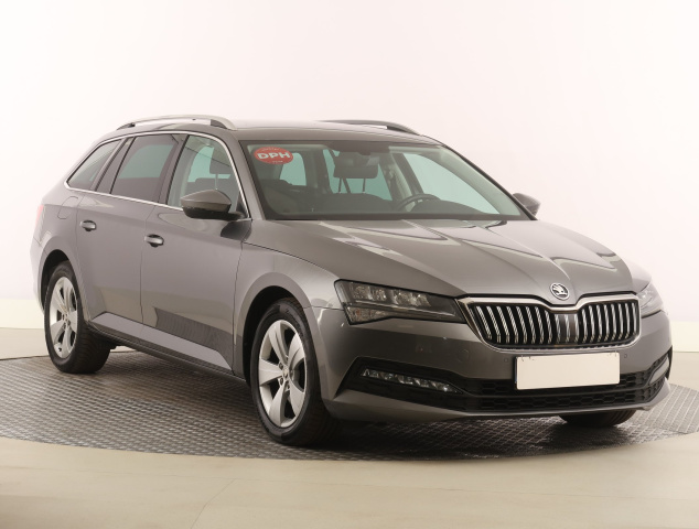 Škoda Superb 2022