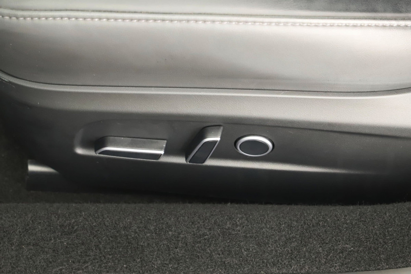 Tesla Model 3, 2024