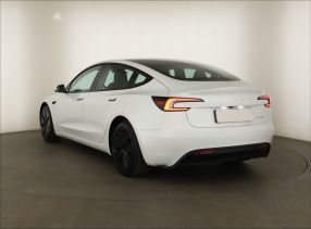 Tesla Model 3 - 2024