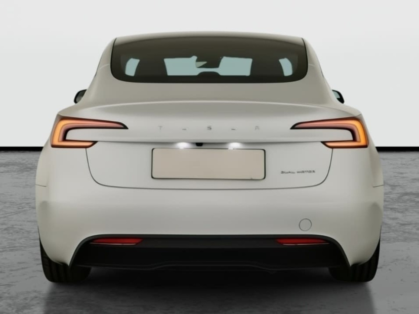 Tesla Model 3, 2024