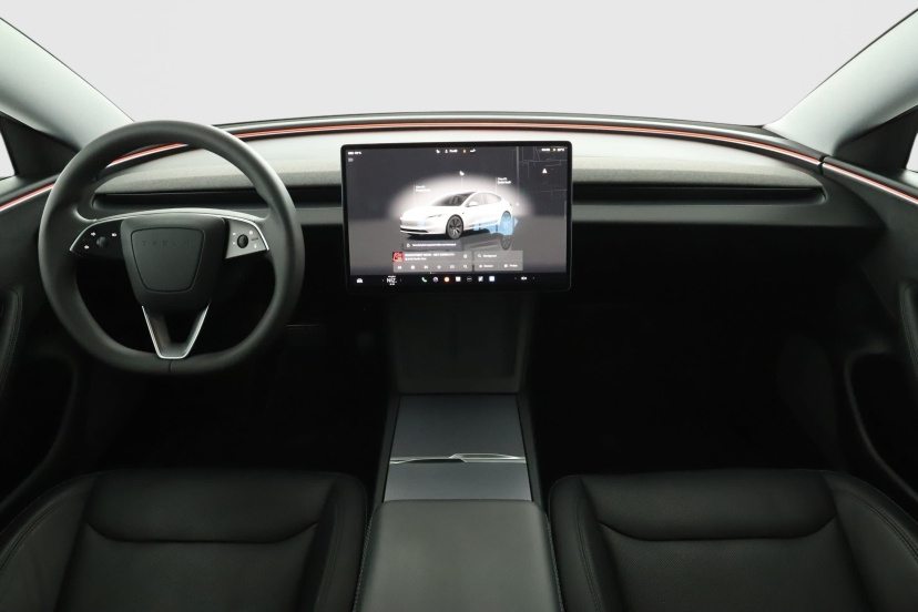 Tesla Model 3, 2024