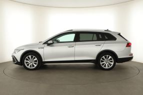 Volkswagen Golf - 2022