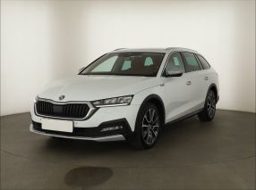 Škoda Octavia Scout - 2021