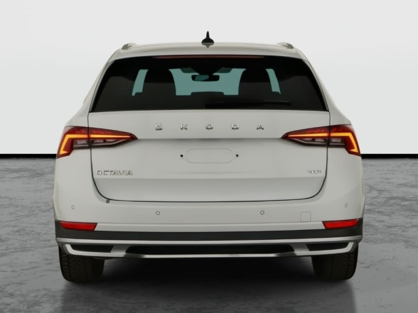 Škoda Octavia Scout, 2021