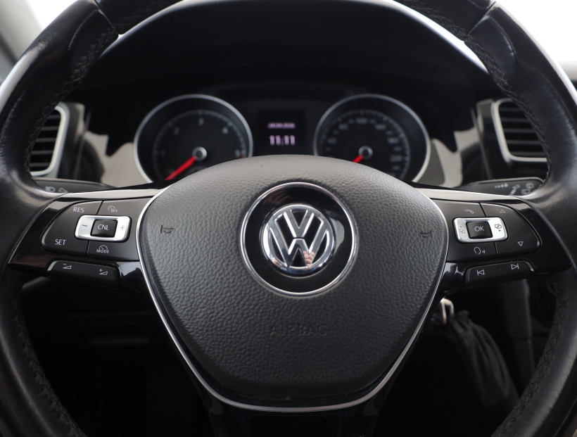 Volkswagen Golf, 2016