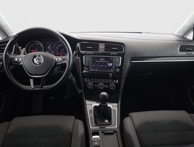 Volkswagen Golf, 2016