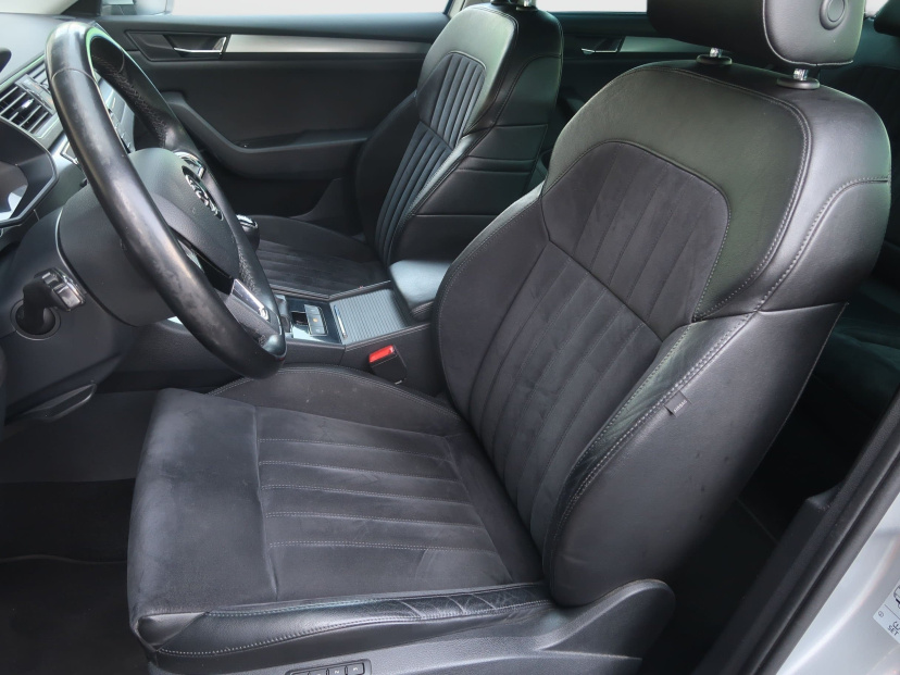 Škoda Superb, 2016