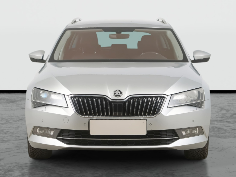 Škoda Superb, 2016