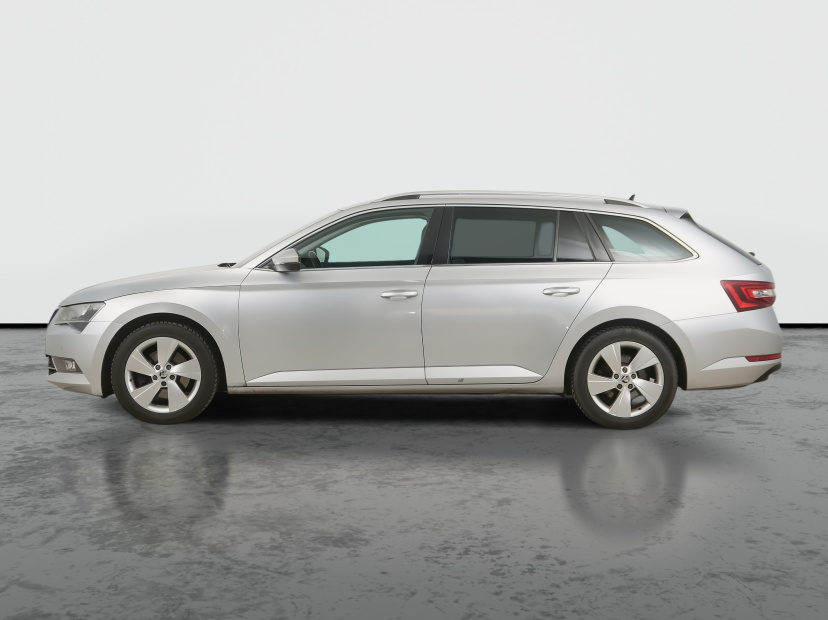Škoda Superb, 2016