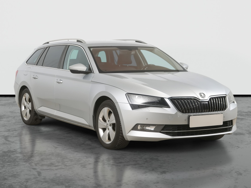 Škoda Superb, 2016