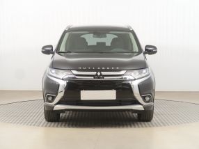 Mitsubishi Outlander - 2019