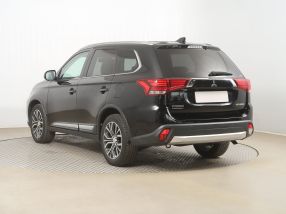 Mitsubishi Outlander - 2019