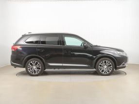 Mitsubishi Outlander - 2019