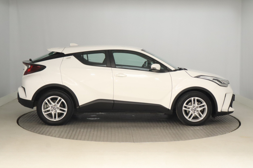 Toyota C-HR, 2023
