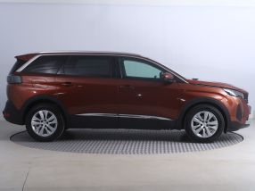 Peugeot 5008 - 2021