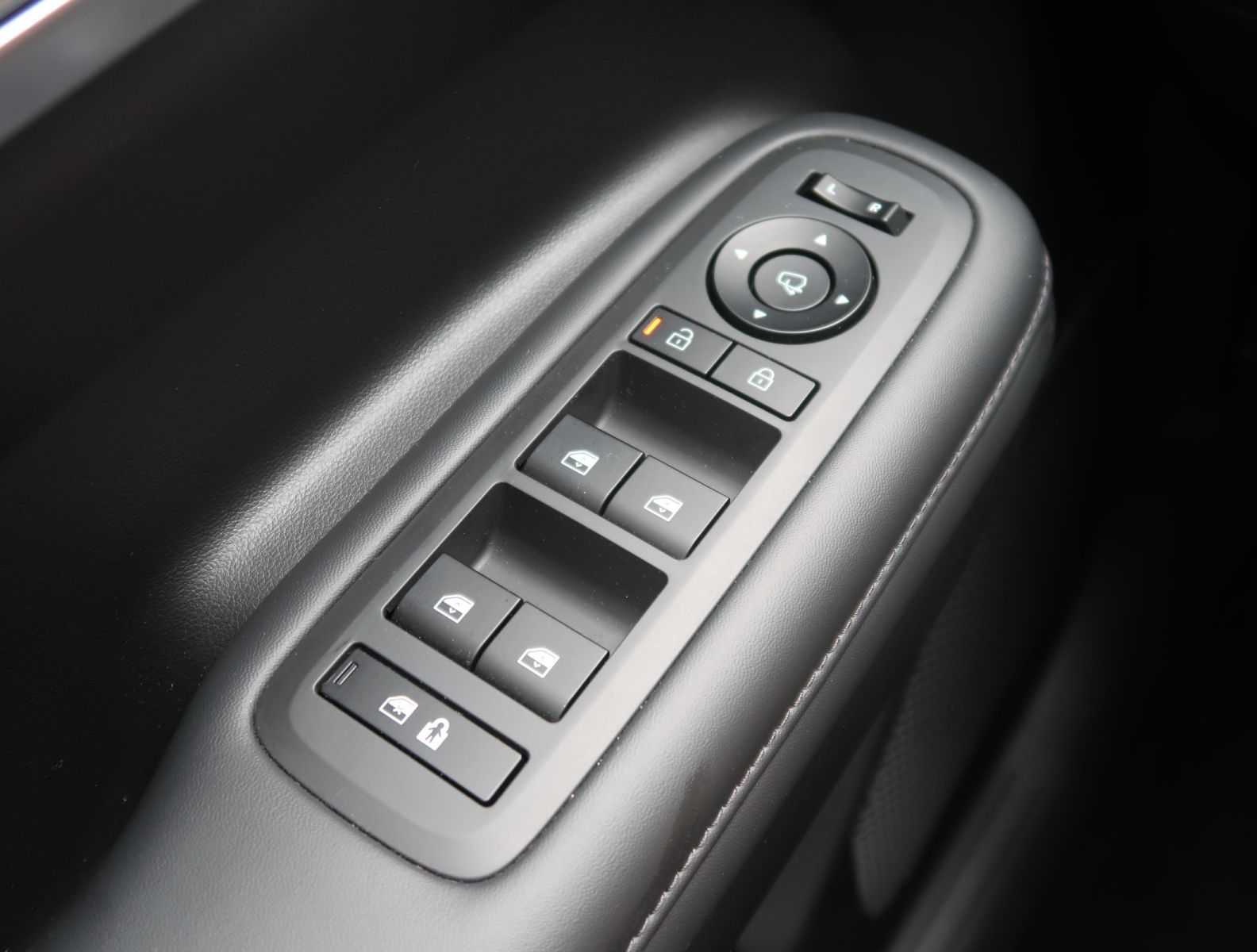 Hyundai Santa Fe - 2024