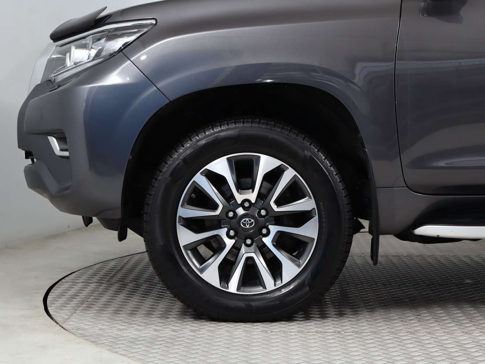 Toyota Land Cruiser - 2023