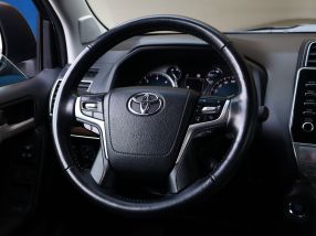 Toyota Land Cruiser - 2023